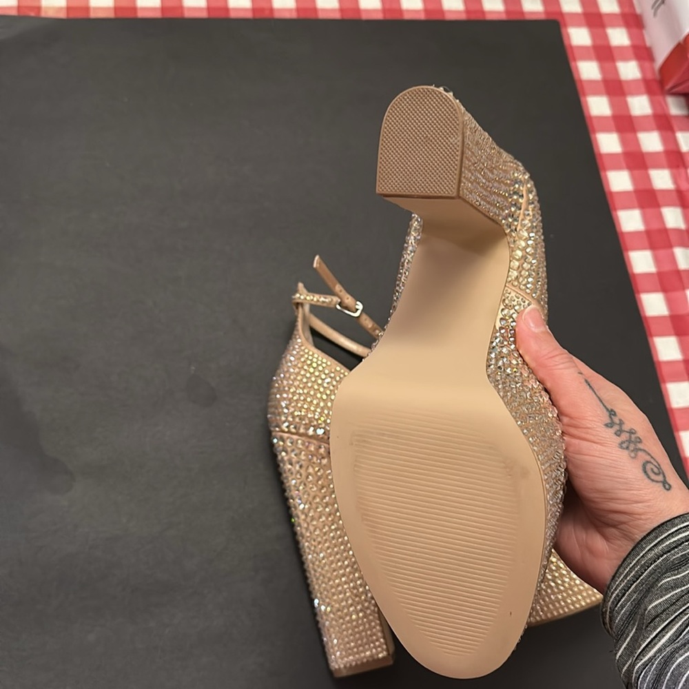 NWT- Steve Madden Skyrise-R Rhinestone platform Heels - Picture 3 of 10